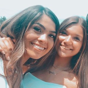 Meet your Posher, Genevieve